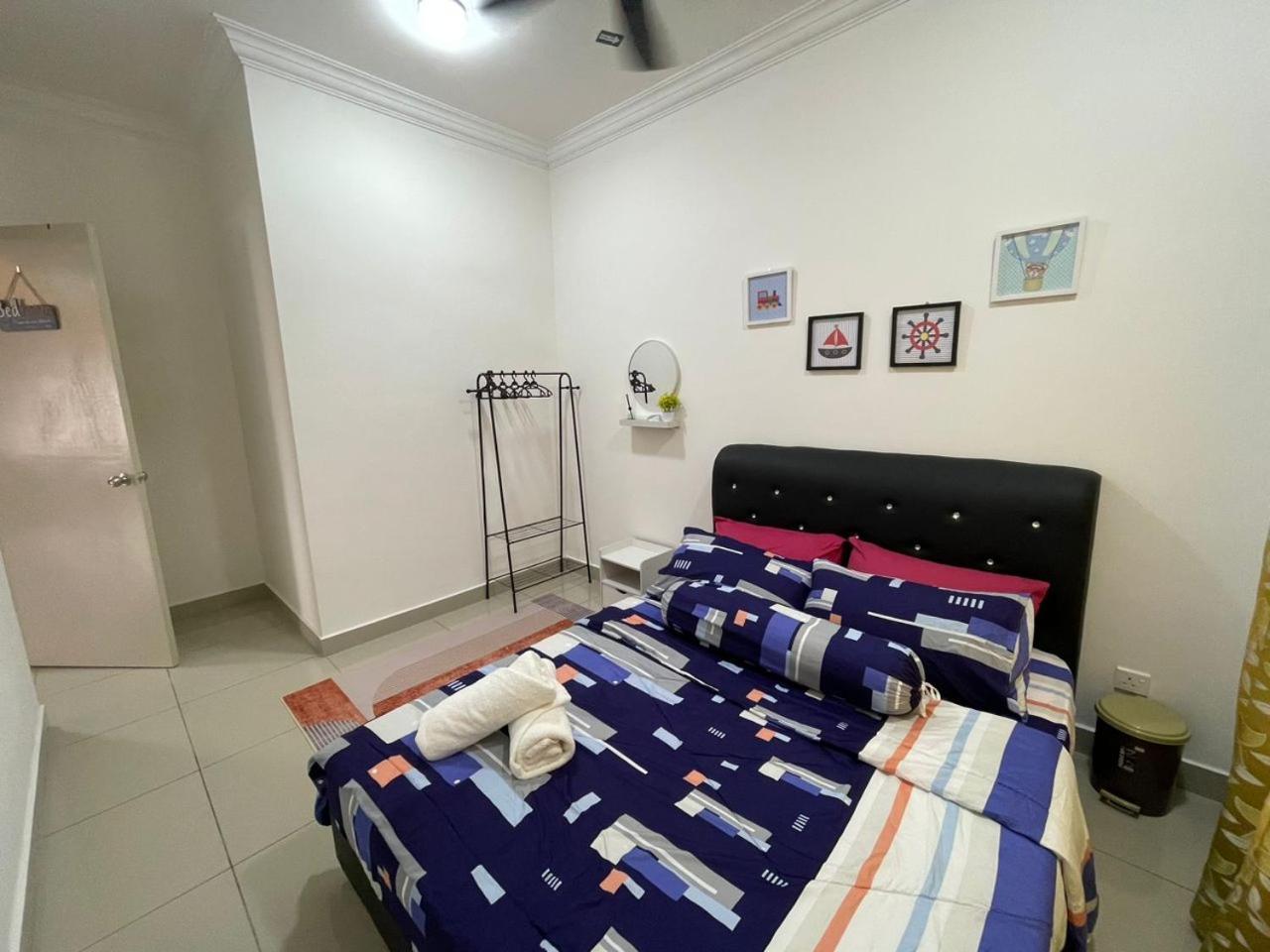 Homestay Shah Rizki@Bali Resident Melaka-Muslim Friedly Buitenkant foto