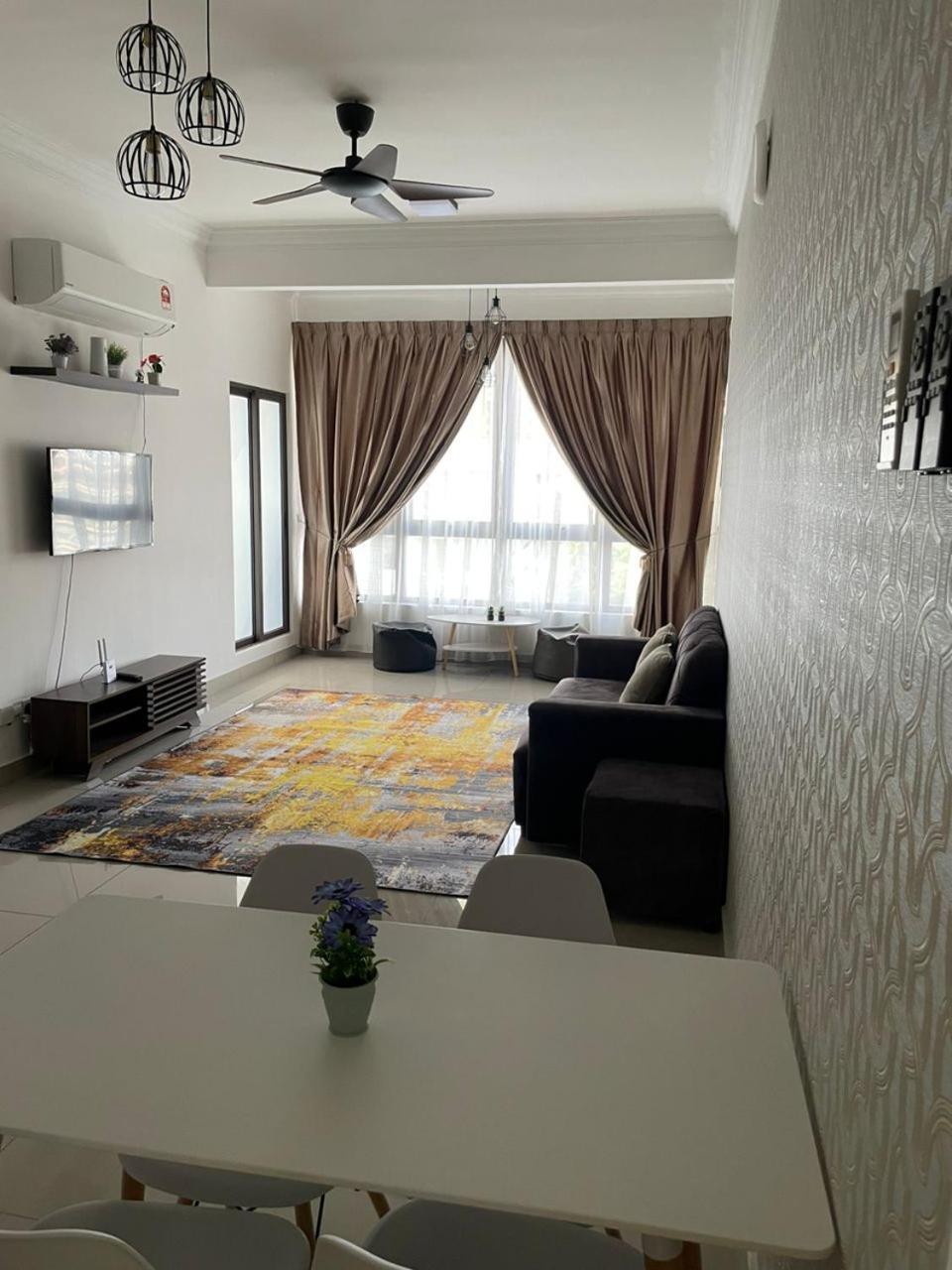 Homestay Shah Rizki@Bali Resident Melaka-Muslim Friedly Buitenkant foto