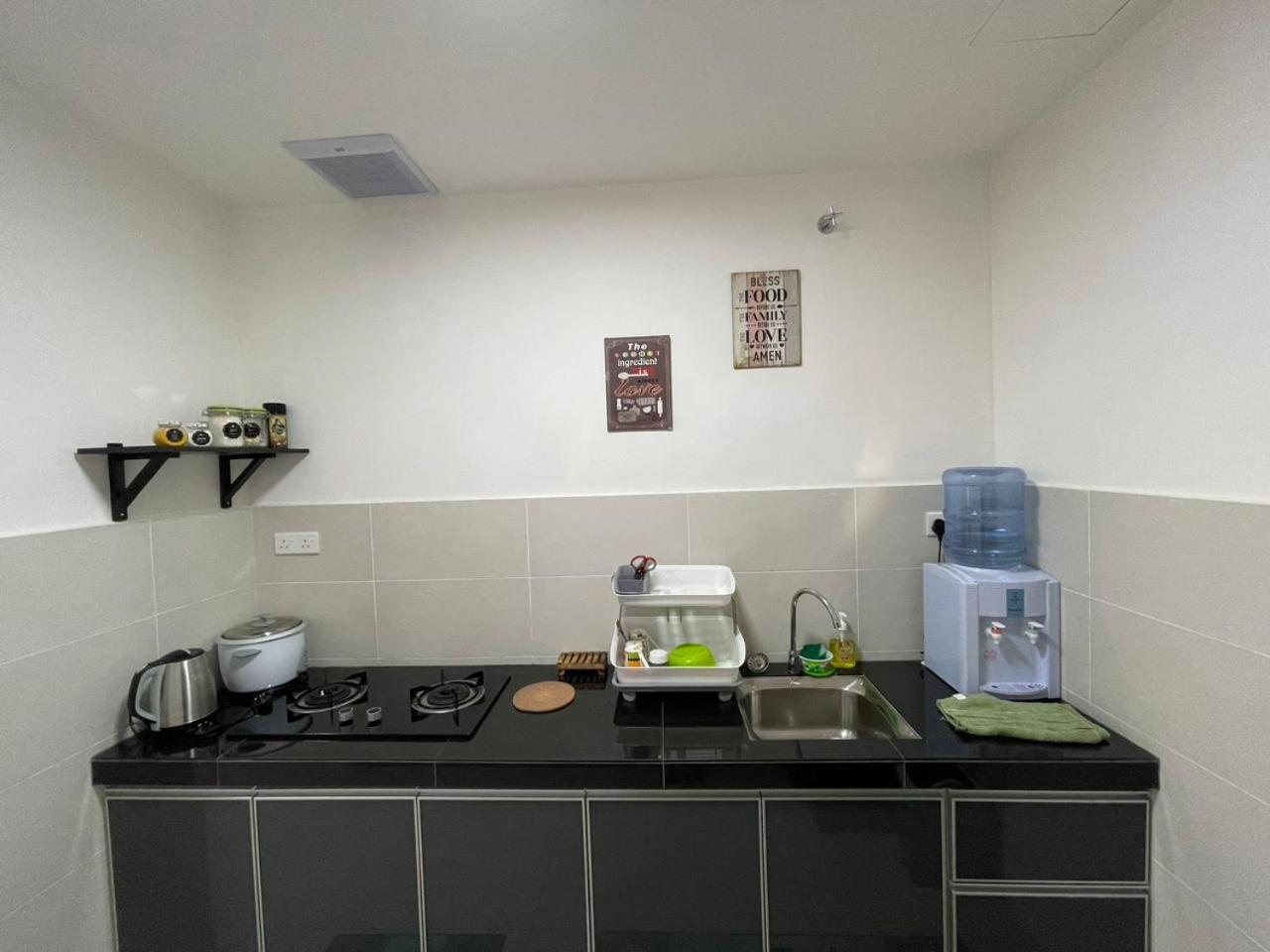 Homestay Shah Rizki@Bali Resident Melaka-Muslim Friedly Buitenkant foto